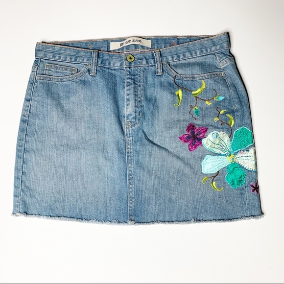GAP Dresses & Skirts - Gap Jeans denim skirt floral butterfly embroidery